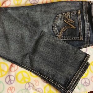 Maurices jeans